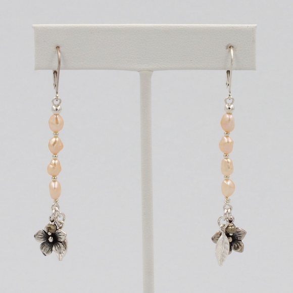 Pearl Hibiscus Flower Earrings 925 Sterling Silver - Picture 2 of 4